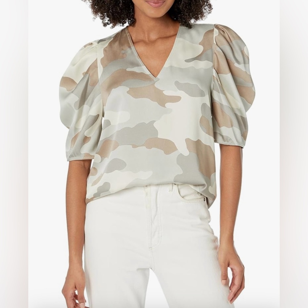 DKNY Polished V-Neck Statement Sportswear Top size Small
